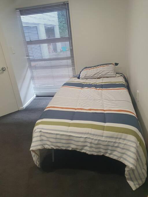 Little Nest In Ngaio Apartment Уелингтън Екстериор снимка